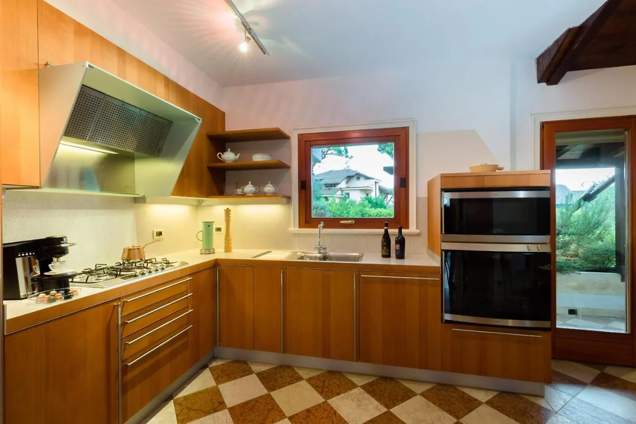 Lake Front Luxury Apartment (Adults Only) Σιρμιόνε 0*,