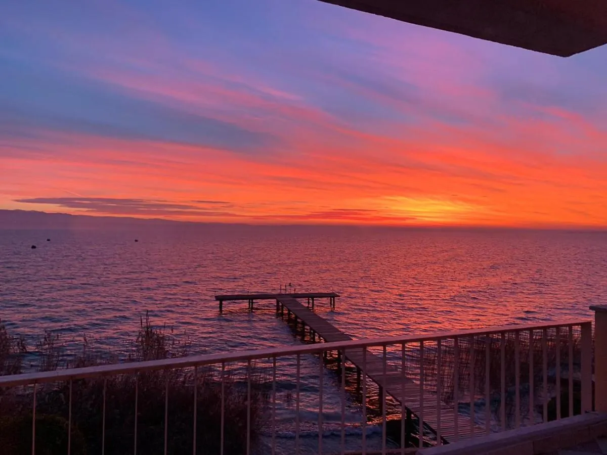 Lake Front Luxury Apartment (Adults Only) Sirmione Villa